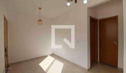 Apartamento com 2 Quarto(s) e 1 banheiro(s) para Alugar, 47 m² por R$ 1575 / Mês