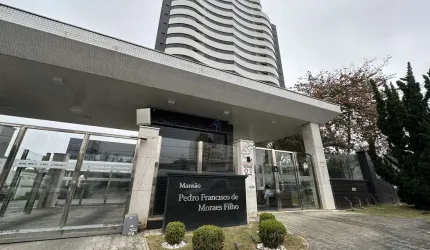 Apartamento com 4 quartos à venda na Jorge Teixeira, 808, Candeias, Vitória da Conquista por R$ 2.500.000