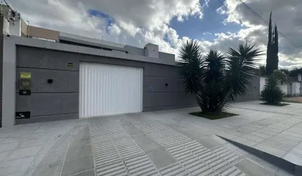 Casa com 3 quartos à venda na Janete Achy Silveira, 290, Boa Vista, Vitória da Conquista por R$ 2.500.000