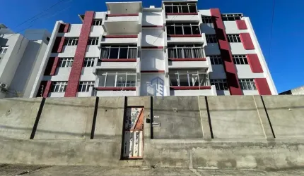 Apartamento com 3 quartos à venda na Ivo Freire, 1920, Candeias, Vitória da Conquista por R$ 390.000