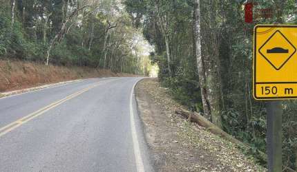Terrenos à Venda - Roteiro do Vinho - São Roque - SP.