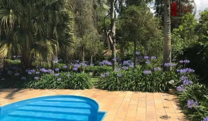 Linda chácara em São Roque. Morar ou Lazer!