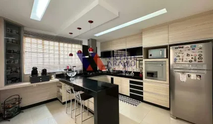 Casa de 3 quartos com piscina a venda bairro Bom Retiro em Betim.