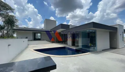 Casa de Alto Padrão no Condomínio Montserrat. Conforto, Segurança e Lazer Completo em Betim, disponível para aluguel.