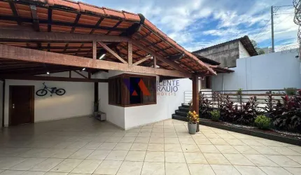 Casa ampla com 3 quartos à venda, bairro Espírito Santo, em Betim.