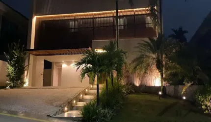 Casa em condomínio fechado com 4 quartos à venda na Rua das Azaléias, Alphaville II, Salvador por R$ 3.700.000