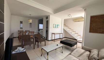 Casa com 4 quartos à venda na Rua Aloísio Alcântara, Centro, Lauro de Freitas por R$ 550.000