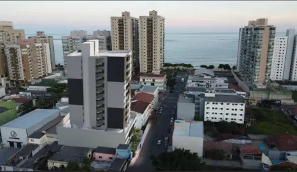 MAIS QUE MORAR PERTINHO DA PRAIA