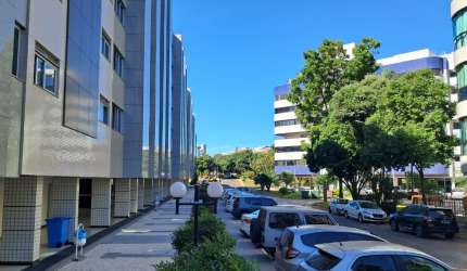 Vendo com EXCLUSIVIDADE Apartamento 03 Quartos SQN 310 !!! 1.200.000 !!!