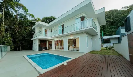 CASA EM CONDOMÍNIO FECHADO NO AMÉRICA