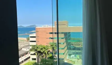 Apartamento com 2 quartos para alugar na Rua Abílio Moreira de Miranda, 282, Imbetiba, Macaé por R$ 2.100