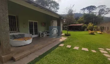Casa Linear em Albuquerque, Teresópolis/RJ
