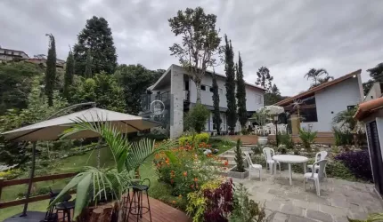 Casa Alto Padrão para Venda em Golfe Teresópolis-RJ