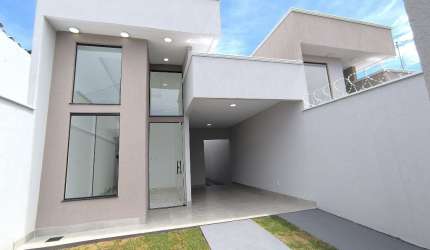 Linda Casa  3 quartos (sendo 1 suíte) à venda no Setor Bairro Independência!