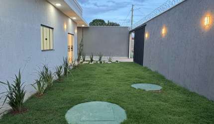 Casa 3 quartos a venda localizada há 5 minutos do Shopping Flamboyant.