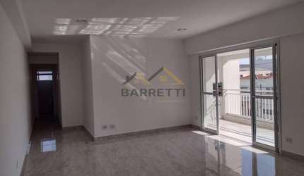 Apartamento &#224; venda no Edifício Visare Residencial Clube, com 108 m&#178;, tr&#234;s quartos e duas vagas de garagem.