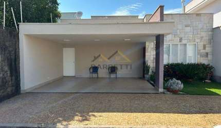 Casa terrea com 150 m&#178; no Condominio são Francisco com 3 dormitorios sendo uma suite, sala de estar e sala de jantar, banheiro social, espaço gourmet, lavanderia, abrigo para 2 carros.