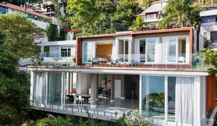 Casa de Alto Padrão com 680 m² no Condomínio Recanto das Gaivotas - Sambaqui - Florianópolis - SC