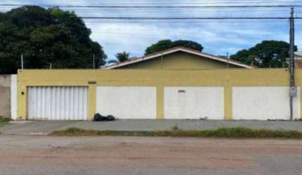 Casa 234 m² - Cuiabá-MT - Rua J, 365 - Parque Atalaia