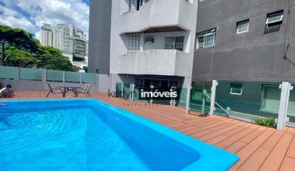 Apartamento amplo no Centro pertinho de tudo