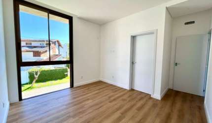 Casa Alto Padrão à venda, 3 suítes no Itacorubi em Florianópolis/SC