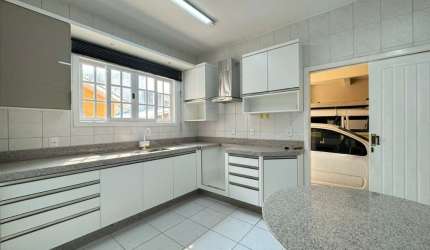 Casa de 220m² à venda no Balneário do Estreito Florianópolis/SC