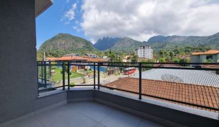 Apartamento ao lado da feirinha do Alto de Teresópolis!