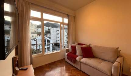 Apartamento com vista encantadora no bairro do Alto – Teresópolis