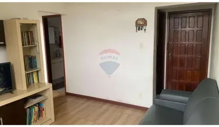Apartamento 2 quartos reformado pertinho do centro