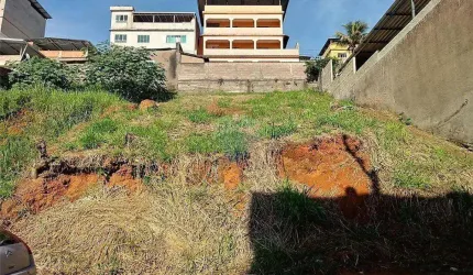 Terreno de 300m² em Nova Era