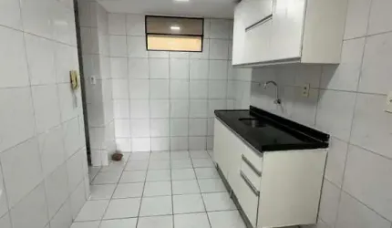 Apartamento para Venda em João Pessoa, Cabo Branco, 3 dormitórios, 1 suíte, 2 banheiros, 1 vaga