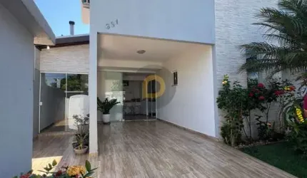 Casa à venda no bairro Jardim Gisela - Toledo/PR