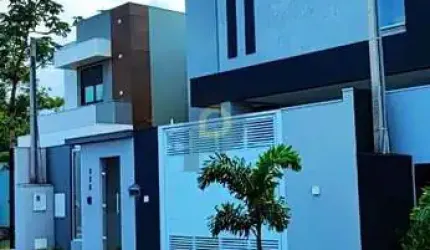 Sobrado à venda no bairro Tocantins - Toledo/PR