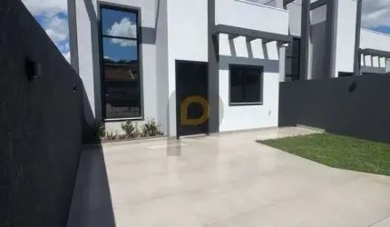 Sobrado à venda no bairro Jardim Parizzotto - Toledo/PR