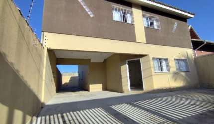 Casa para alugar no bairro Belmira Novaes a 200 m da Praia
