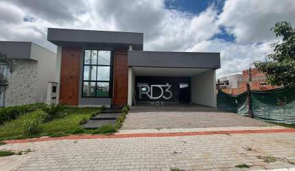 Casa com 3 dormitórios à venda, 150 m² por R$ 1.500.000,00 - Condomínio Bellevie - Cambé/PR