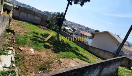 EXCELENTE TERRENO!!! 840m² DE ÁREA TOTAL, ÓTIMA LOCALIZAÇÃO