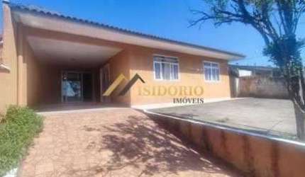 ÓTIMA CASA!!! 02 QTOS., SUÍTE, ÁREA GOURMET, BEM LOCALIZADO.