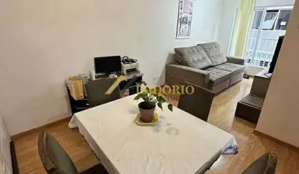 LINDO APTO,02 QTOS,SALA AMPLA,GARAGEM COBERTA,ÓTIMA LOCALIZAÇÃO