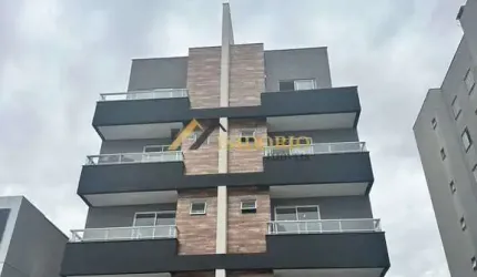 BELO APTO!!! SUÍTE, LINDA VISTA NA SACADA, GAR. COBERTA