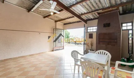 SOBRADO BAIRRO ALTO! 3 QUARTOS, ÁREA GOURMET C/ CHURRAS. 100M2