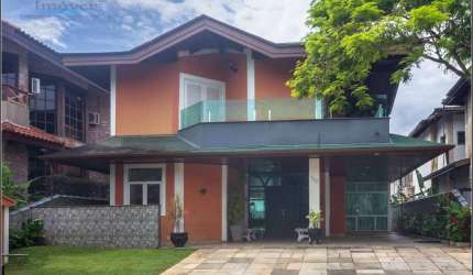 Casa em Condomínio com 4 Suítes, 547m² por R$ 2.850.000 - Hanga Roa - Bertioga/SP