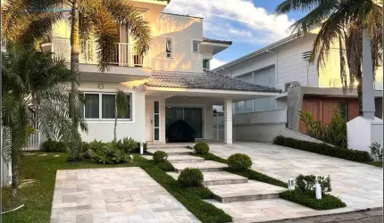 Casa em Condomínio com 5 Quartos, 314m² por R$ 3.750.000 - Hanga Roa - Bertioga/SP