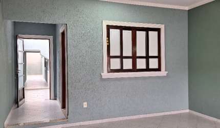 Sobrado para Alugar com 4 quartos, 3 banheiros, 2 vagas e 136m² por R$ 5.000