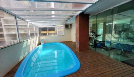 Apartamento a venda, suíte máster mais duas demi- suítes, no centro de Chapecó. Clique para saber mais.