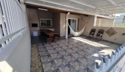 Casa para Venda em Balneário Piçarras, Itacolomi, 3 dormitórios, 1 suíte, 2 banheiros, 1 vaga