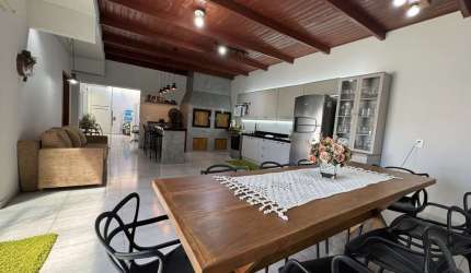 Casa para Venda em Balneário Piçarras, Itacolomi, 3 dormitórios, 1 suíte, 2 banheiros, 1 vaga