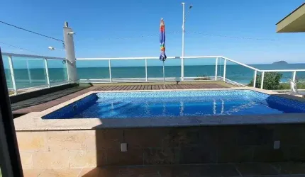 Casa para Venda em Balneário Piçarras, Itacolomi, 4 dormitórios, 1 suíte, 3 banheiros, 2 vagas