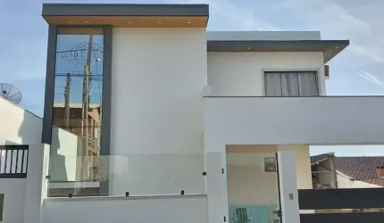 Casa para Venda em Balneário Piçarras, Itacolomi, 3 dormitórios, 1 suíte, 3 banheiros, 2 vagas