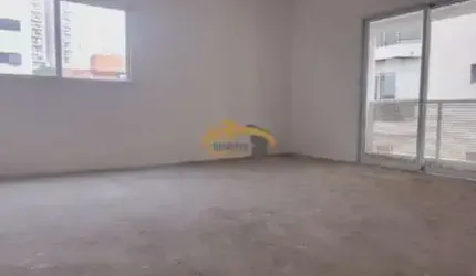 Sala comercial para venda, Centro de Osasco, com banheiro privativo, sacada e 1 vaga de garagem.